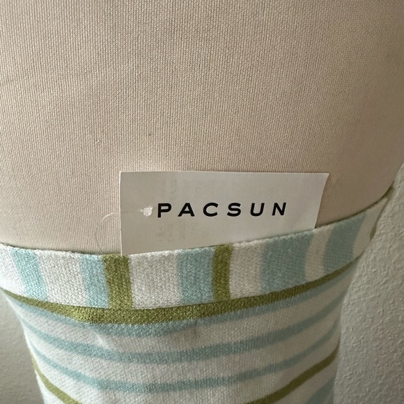 Pacsun beach top Sz M halter top stretch 🏝️  🏖️ summer is coming - Picture 4 of 4